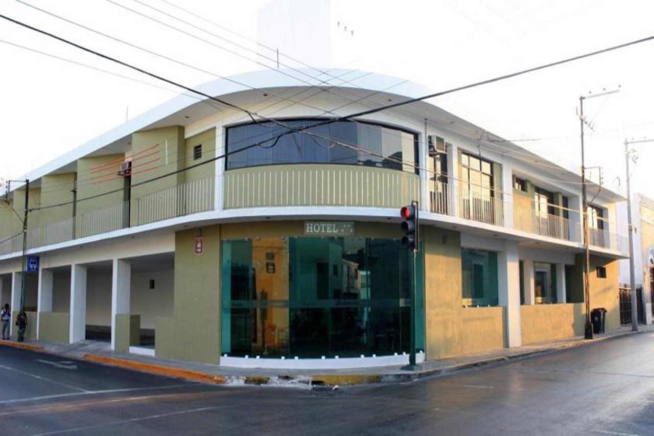 Hotel Embajadores Mérida Exterior photo